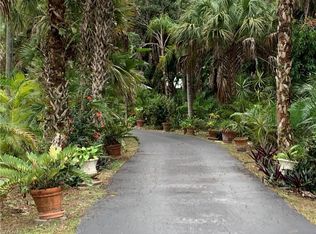 360 10th Ave NW, Naples, FL 34120