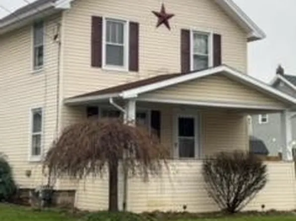 43 Oak St, Oakfield, NY 14125