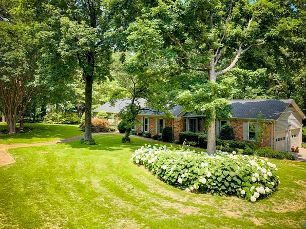 3806 High Point Dr SW, Decatur, AL 35603