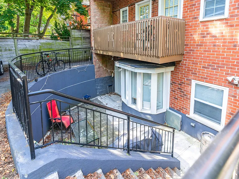 605 Huron St #A — Photo 10