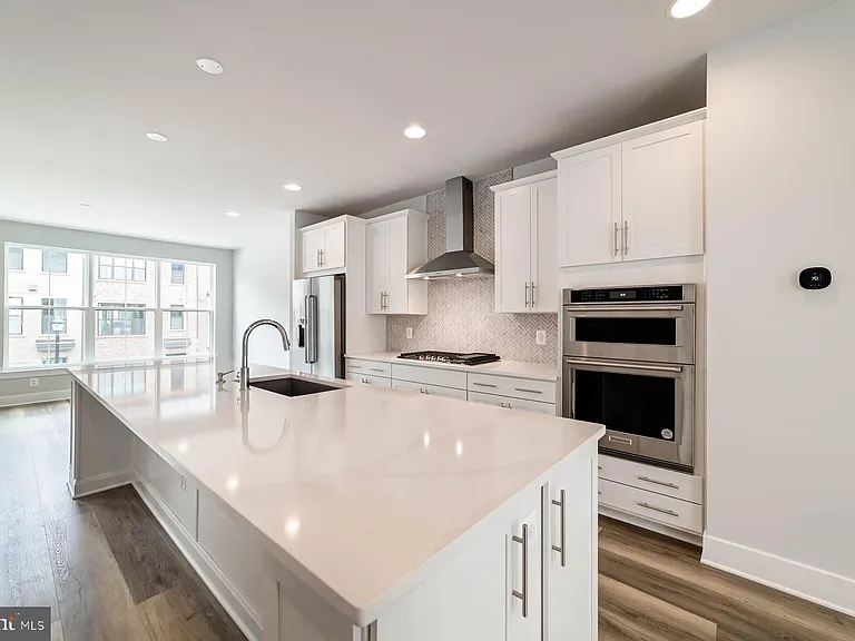 6227 Almerico Pl — Photo 11