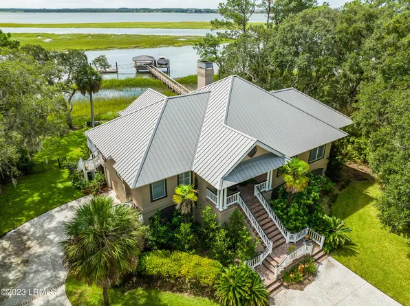 130 Dolphin Point Drive, Beaufort, SC 29907