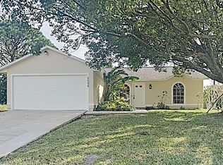 1598 Heartwellville St NW, Palm Bay, FL 32907