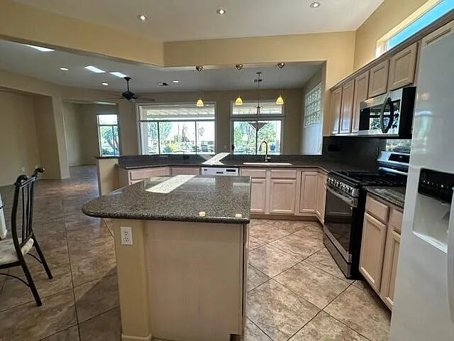 78111 Bovee Cir — Photo 13