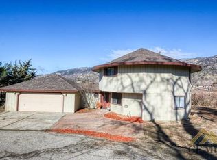 24001 Breech Ct, Tehachapi, CA 93561