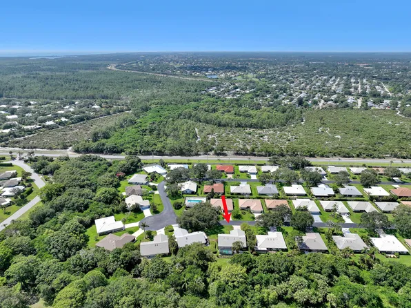 5010 SE Hanson Circle, Stuart, FL 34997