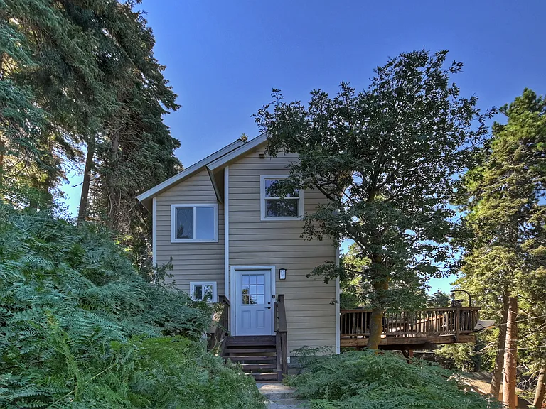 831 Blue Ridge Dr — Photo 7