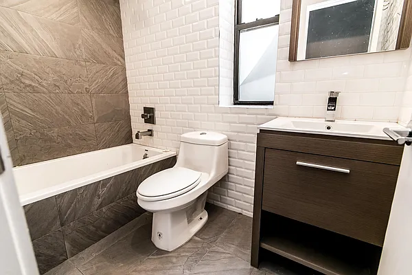 Rented by Nooklyn NYC LLC | media 41