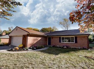 730 Clareridge Ln, Centerville, OH 45458