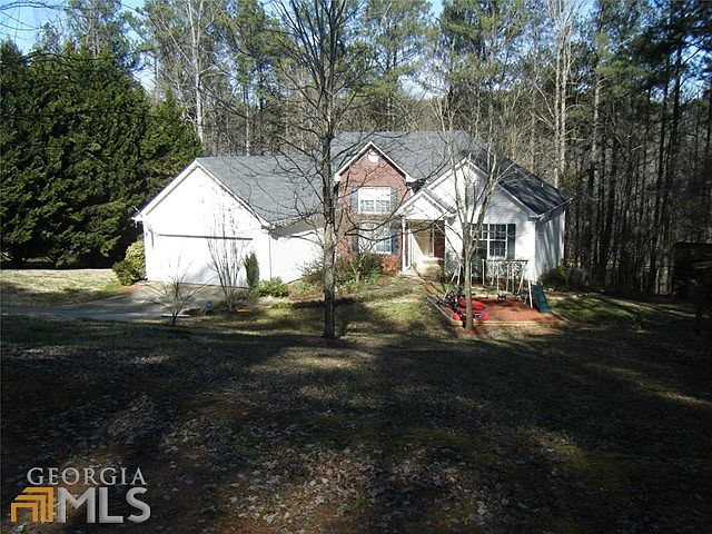 2nd image of 1750 River Bluff Rd
