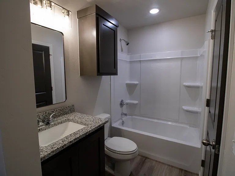 Enclave Estates — Photo 20