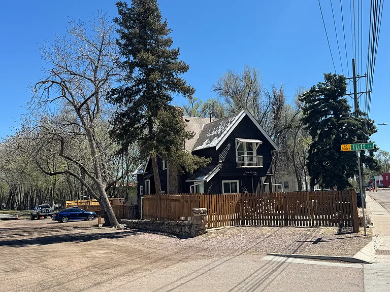 118 E Brookside St — Photo 11