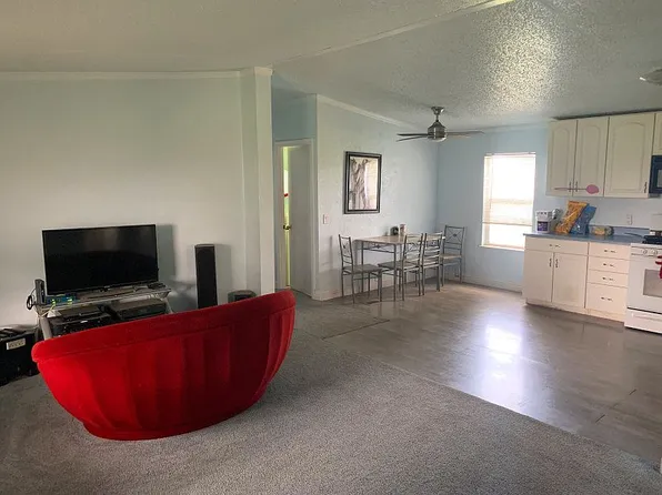 2441 E St, Rio Linda, CA 95673