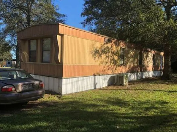 36456 Central Ave, Lacombe, LA 70452