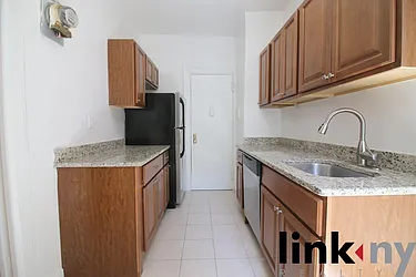 Rented by Link NY Realty