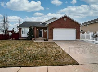 1297 Katie Cir, Layton, UT 84041