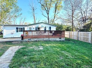 425 W Springfield Rd, Saint Clair, MO 63077
