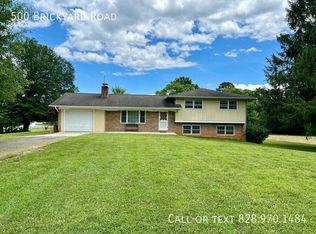 500 Brickyard Rd, Etowah, NC 28729