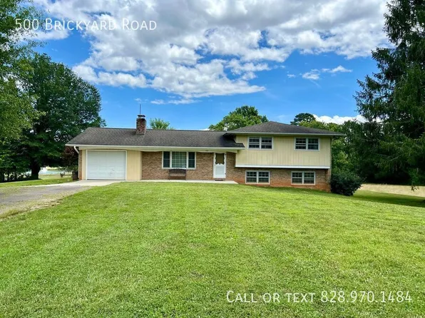 500 Brickyard Rd, Etowah, NC 28729