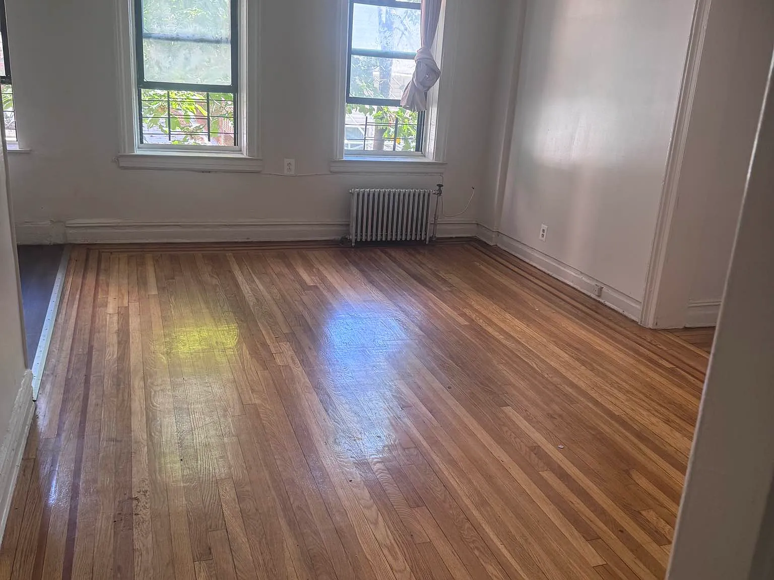 85-21 Lefferts Boulevard — Photo 2