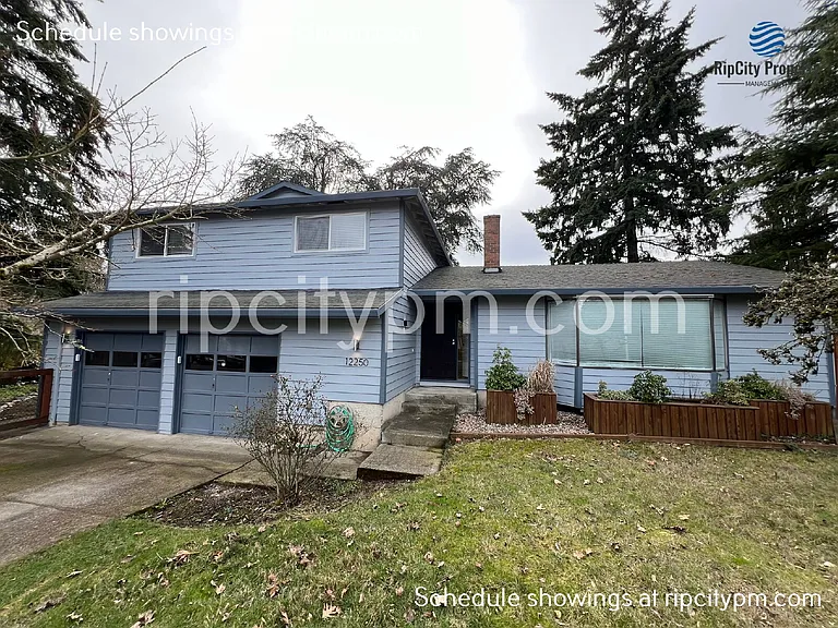12250 SW Indian Hill Ln — Photo 1
