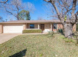 1020 Barber St, Hurst, TX 76053