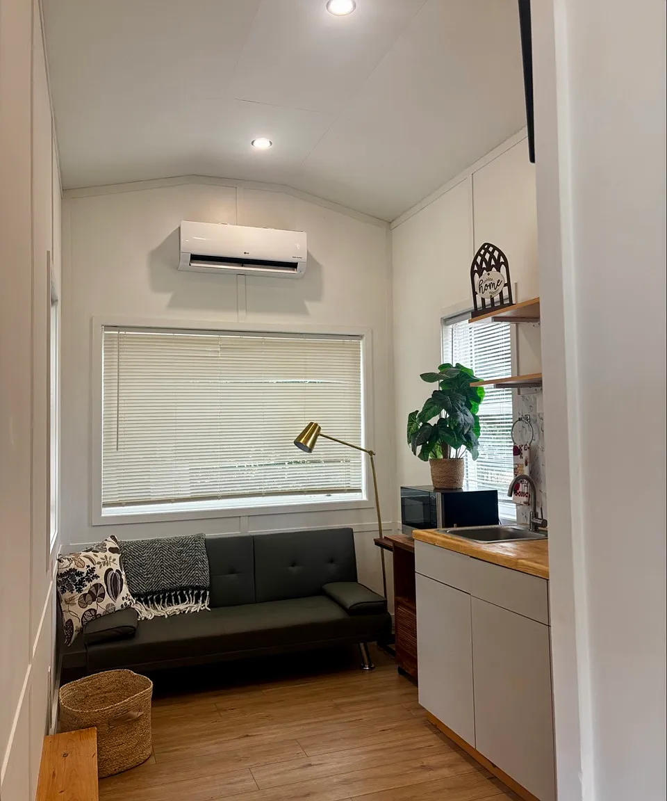 Fully furnished 1-Bed Tiny Home in Marianna, Florida — Photo 2