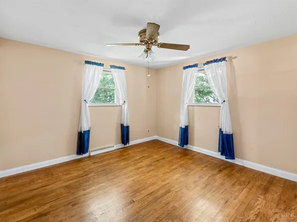 4214 Dixie Dr, Cincinnati, OH 45245