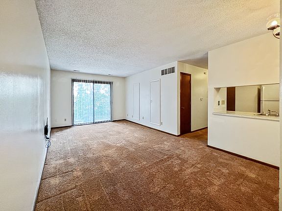 2nd image of 612 S 16th St Unit 32
