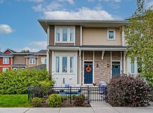 56 W Auburn Bay Close SE, Calgary, AB T3M 0Y5