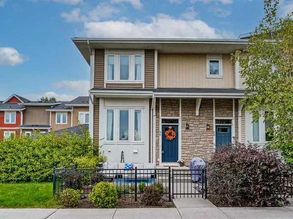 56 W Auburn Bay Close SE, Calgary, AB T3M 0Y5