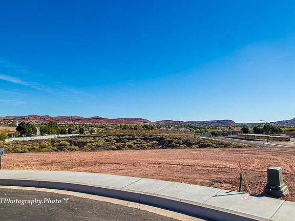 5th image of 1586 Lava Cove Dr