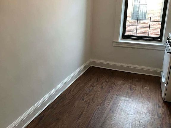 5th image of 202-02 43rd Ave #4B