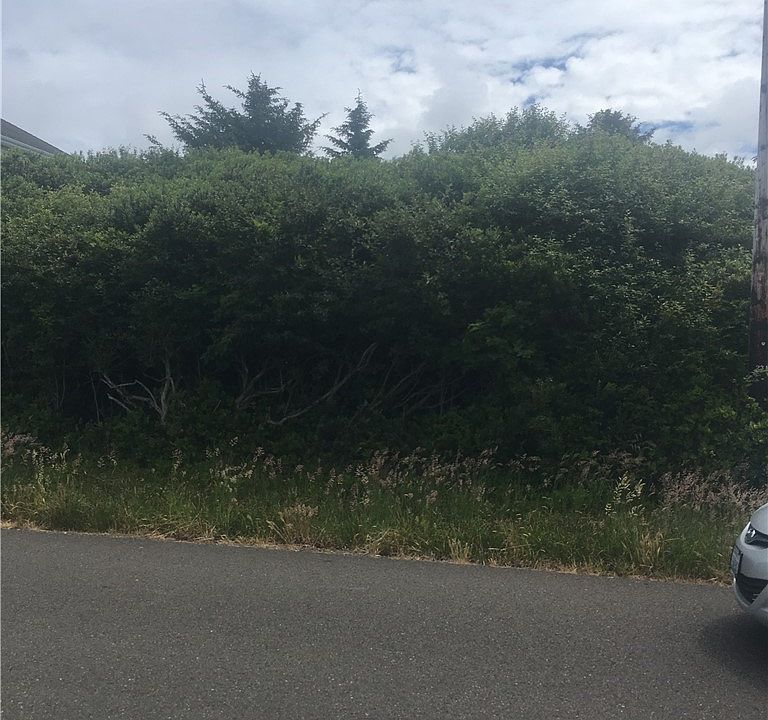 1st image of 256 Sand Dune Ave SW
