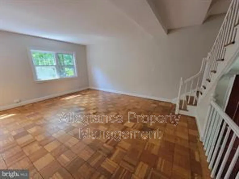 3472 Gunston Rd — Photo 6