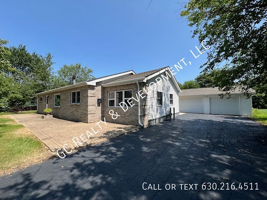 1st image of 1085 Basswood St