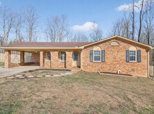 2267 Lambert Dr, Westmoreland, TN 37186