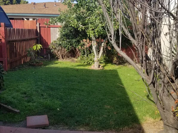 25612 Oak St #25612.5, Lomita, CA 90717