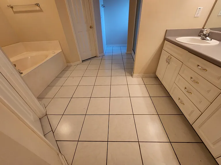 6805 Cedar Lake Dr — Photo 6