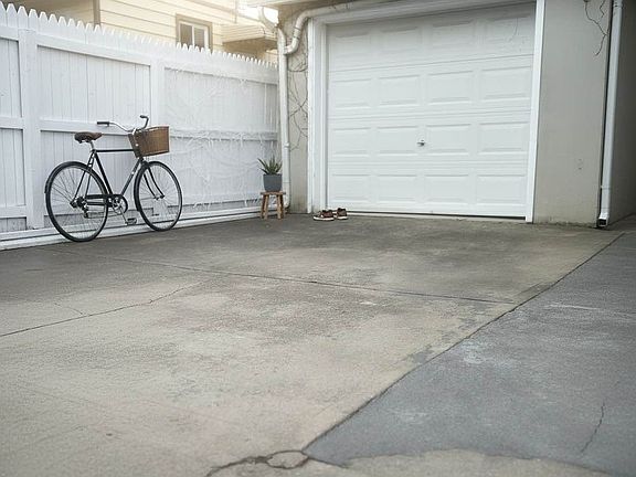 4th image of 14768 259th St