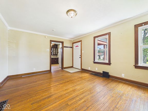2nd image of 1717 Johnson Ave