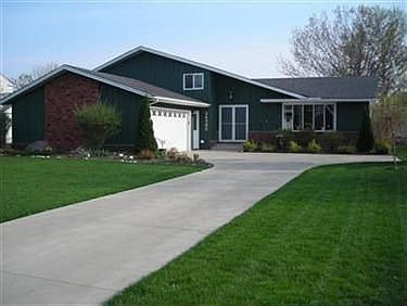1st image of 24585 Surrey Cir