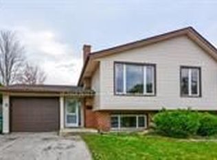 9 Sanderson Dr, Guelph, ON N1H 6T7