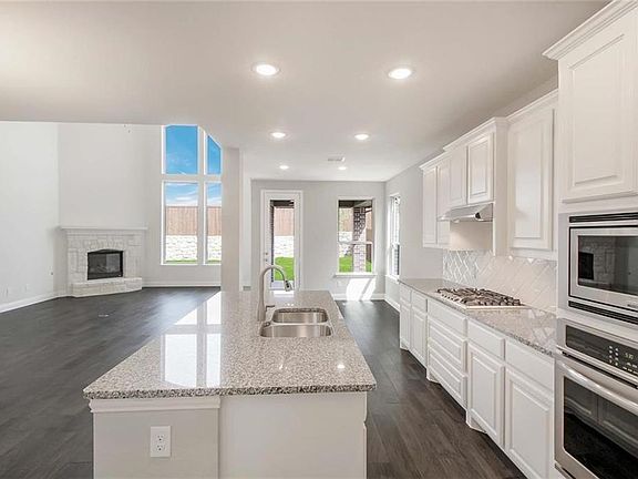 3rd image of 1502 Bird Cherry Ln