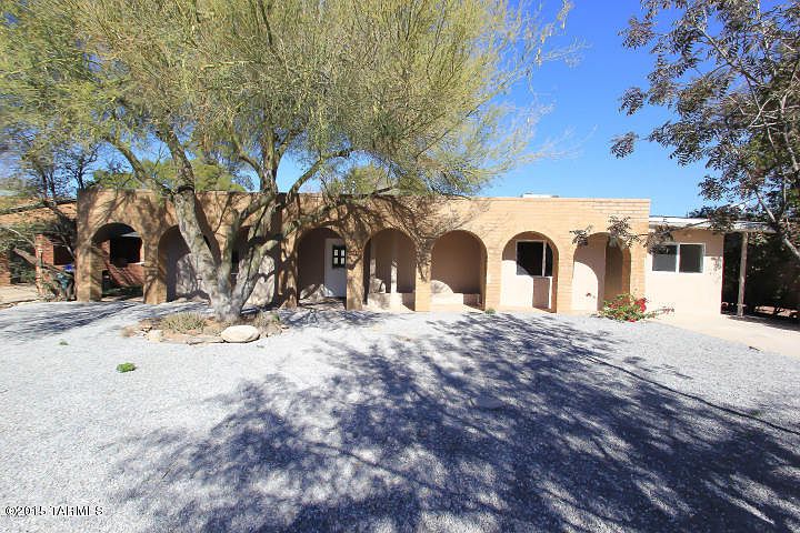 1st image of 2917 E Alta Vista St