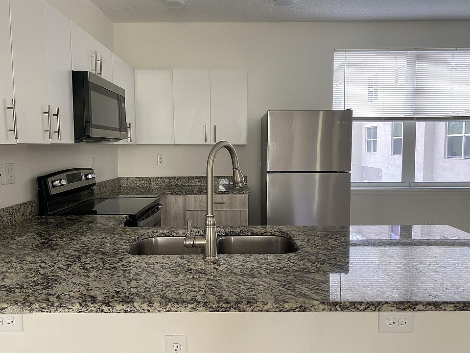 2nd image of 2121 McCoy Rd Unit 313