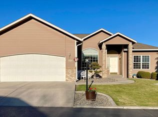 101 Tamarron Ln, Pasco, WA