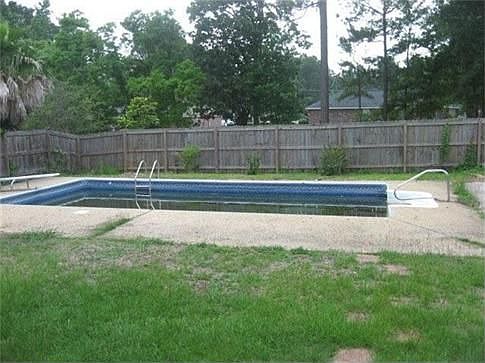 2nd image of 125 Tanglewood Dr