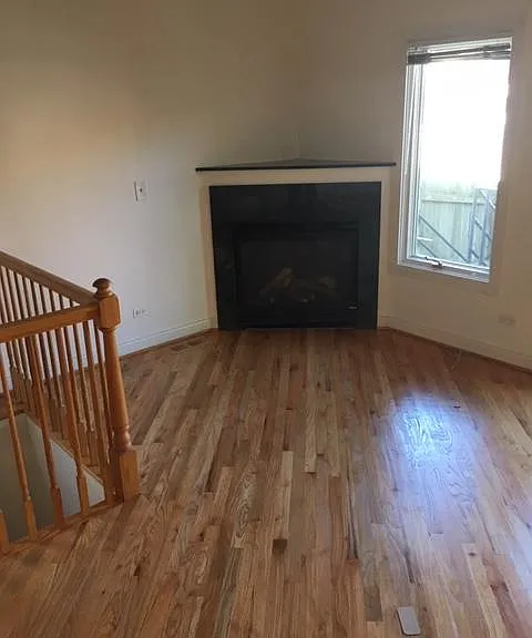 742 W Schubert Ave #1R — Photo 10