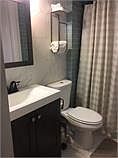 3rd image of 1363 W Walton St APT 1R